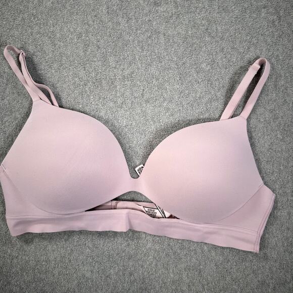 Victoria's Secret Incredible No Wire Padded Bra Women's 34C Light Purple Cutout - Picture 1 of 7